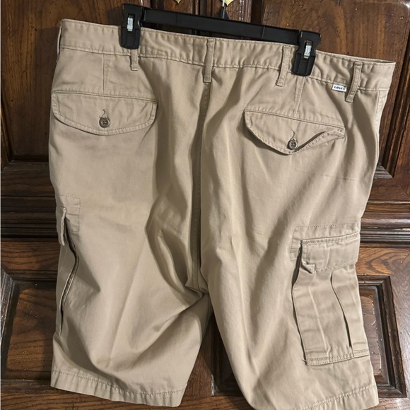 Levi’s Men’s cargo shorts - Picture 2 of 6